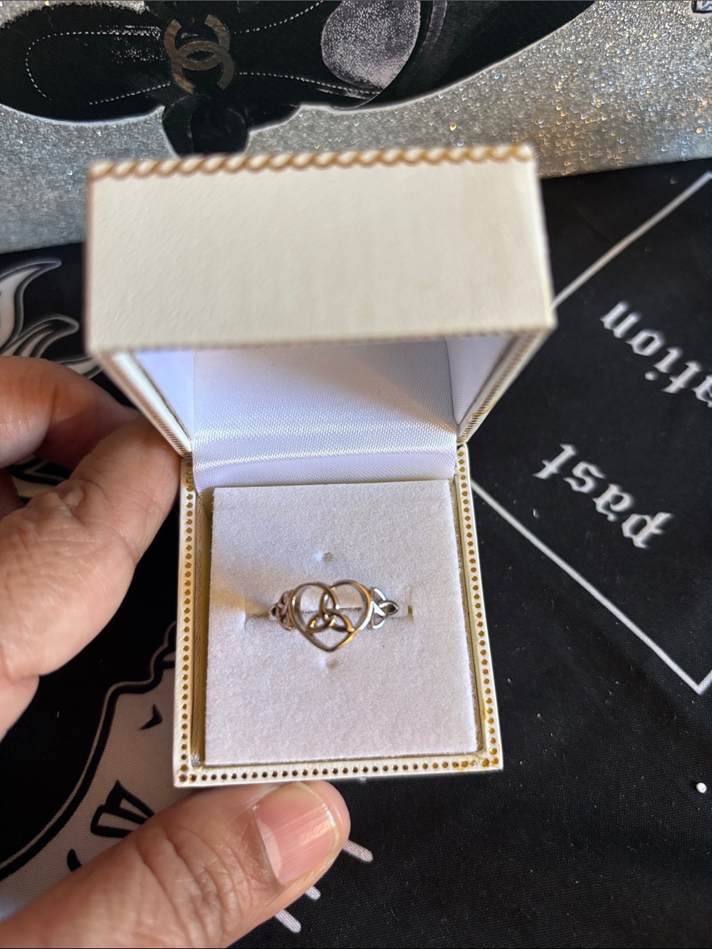 Sterling Silver Heart Knot Ring in Silver